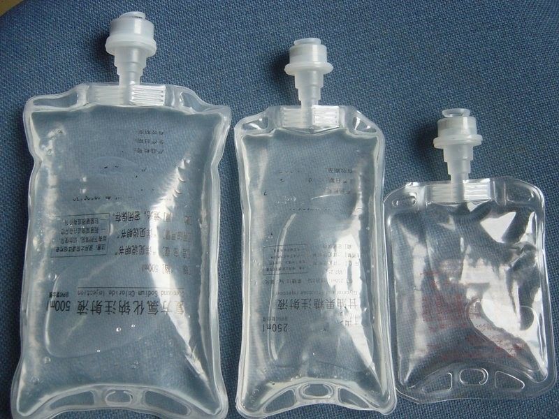 ল্যাবরেটরি ভেটেরিনারি হাসপাতাল 100ml 250ml সিঙ্গল পোর্ট নন-পিভিসি মেডিকেল ইনফিউশন ব্যাগ IV ফ্লুইড সলিউশন ব্যাগ