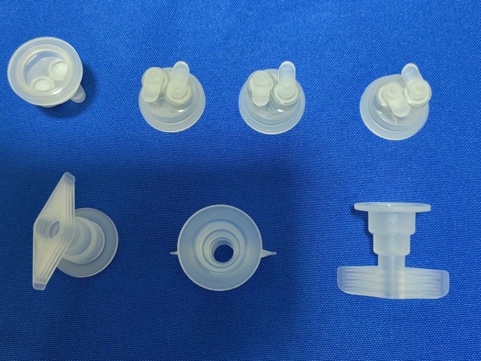 30mm 32mm ফার্মাসিউটিক্যাল পিপি ইনফিউশন সিলিং ক্যাপ LVP পিপি প্লাস্টিক ইনফিউশন বোতল টান রিং ইনফিউশন ক্যাপ